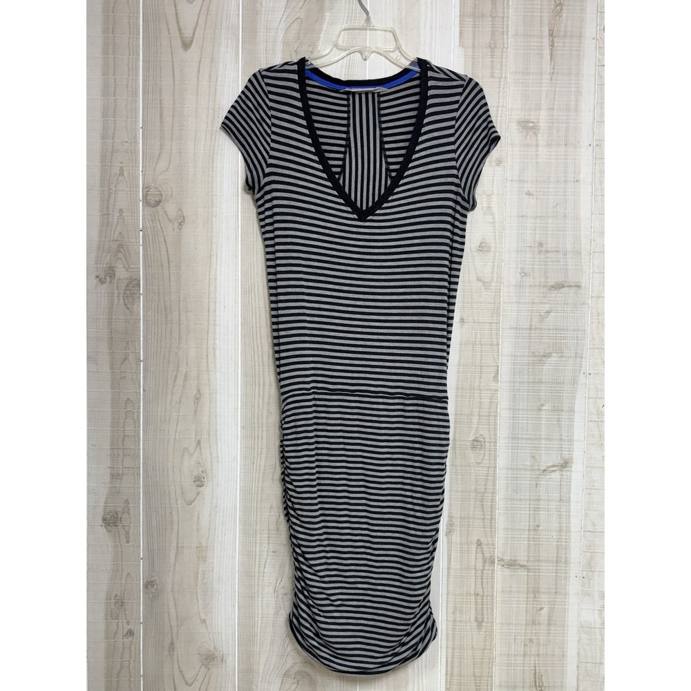 Athleta Women's Striped Tee Dress in Charcoal Heather Size Small #983209 - Picture 5 of 9